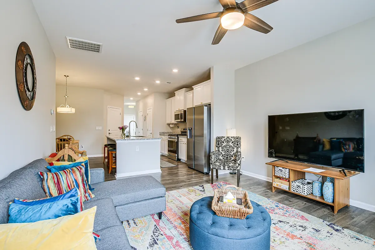 33 Apollo View Ln — Photo 2
