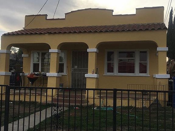 5th image of 1411 Lagoon Ave