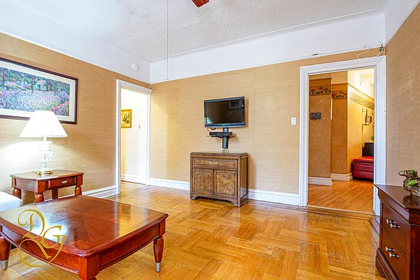 Sold by Dorsa Group | media 11