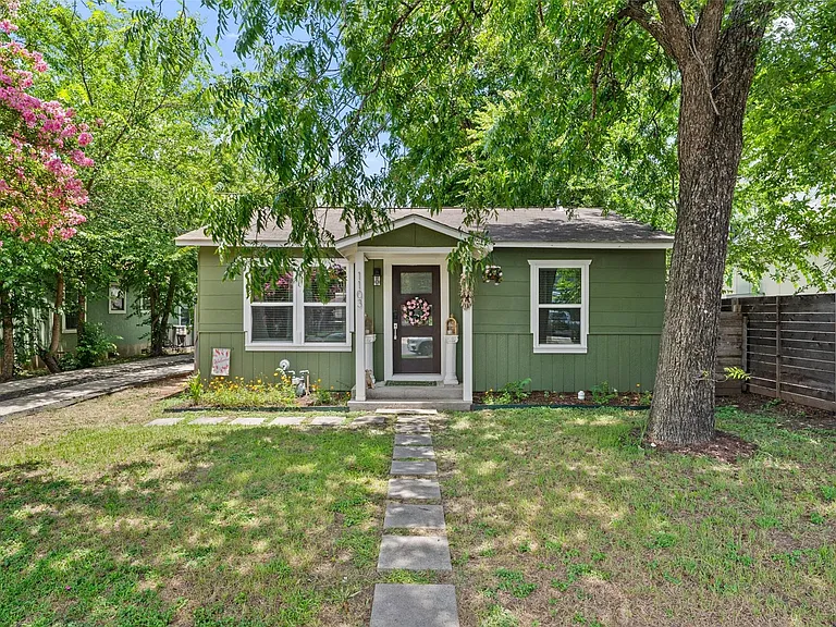 1103 Brass St #A — Photo 1