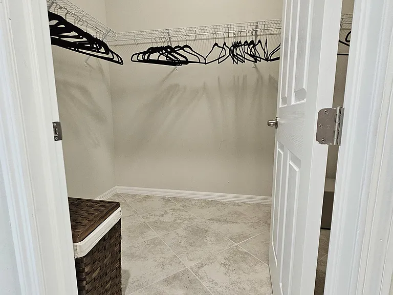 5997 Berwick Ln — Photo 12