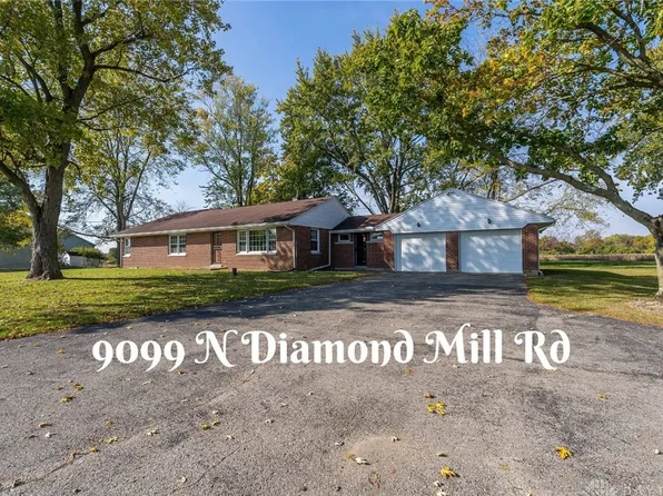 9099 N Diamond Mill Rd, Brookville, OH 45309