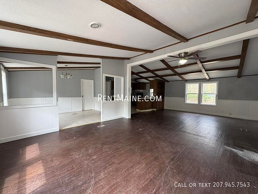 1st image of 92 Park Dr