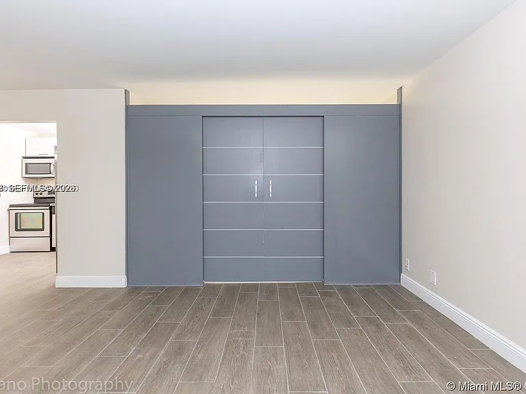 16919 N Bay Rd #218 — Photo 10