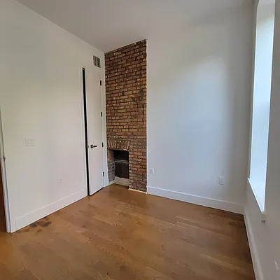 Rented by Yup Realty LLC | media 29