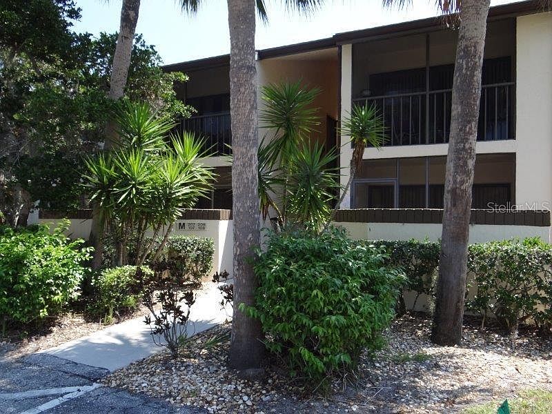 1st image of 19505 Quesada Ave #M