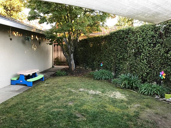 3rd image of 1070 Wood Duck Ave