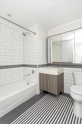 Rented by Greystar | media 5