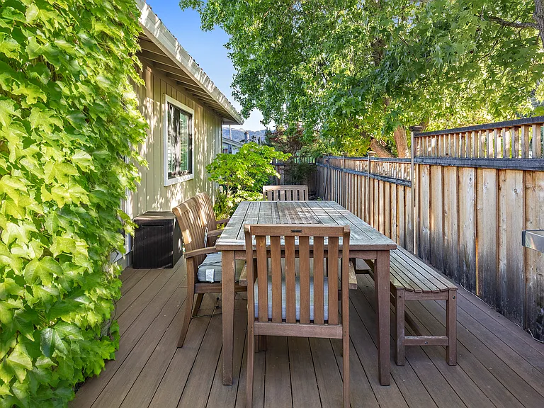 45 Island Ct — Photo 11