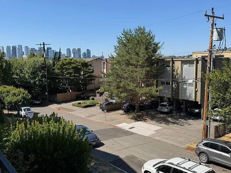 2026 Yale Ave E — Photo 32