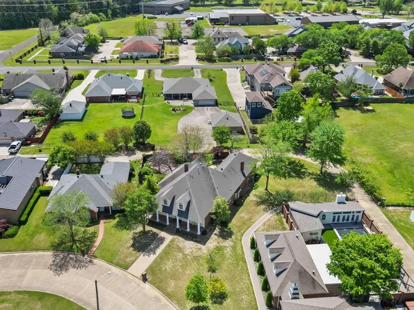 11 Dogwood Pl, Texarkana, TX 75503