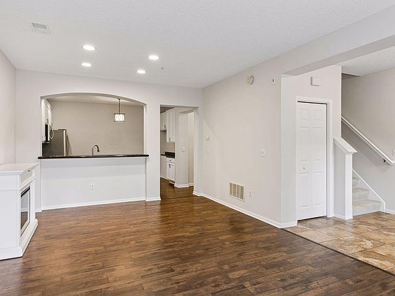 4th image of 6090 W 16th St APT 913