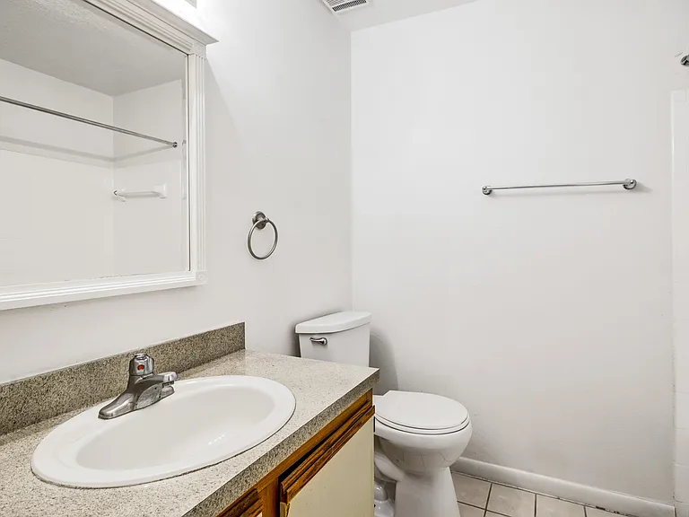 11110 Atlantic Blvd — Photo 39