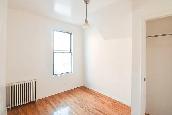 Rented by The Agency | media 8