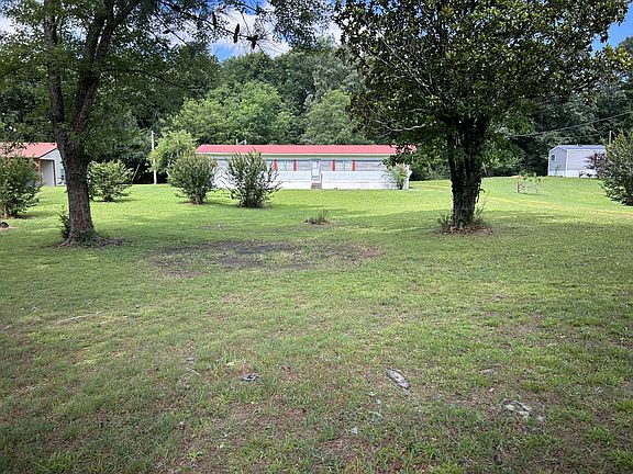 3rd image of 25 Beaver Rd
