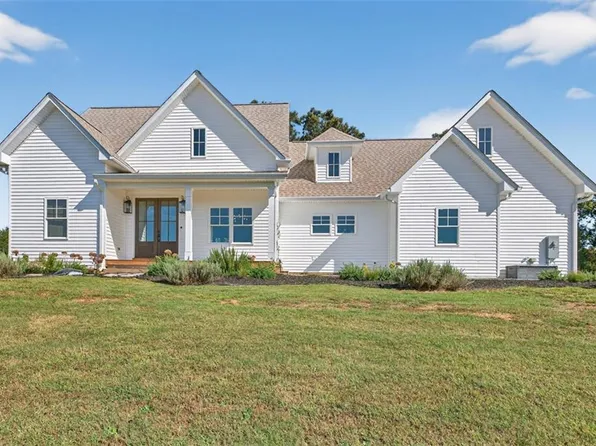 4246 Jim Hood Rd, Gainesville, GA 30506