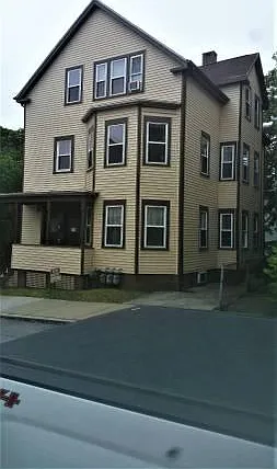 Building Photo 3