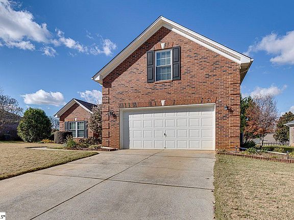 3rd image of 803 Palomino Ct