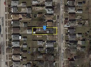 24891 Valley Ave, Eastpointe, MI 48021