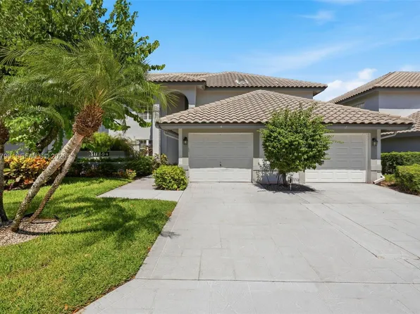 11594 Briarwood Cir APT 4, Boynton Beach, FL 33437