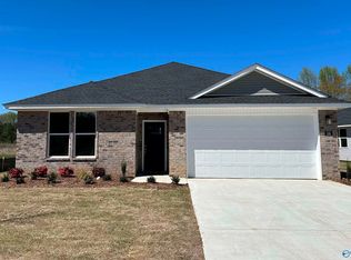 139 Plum Tree Ln, Hazel Green, AL 35750