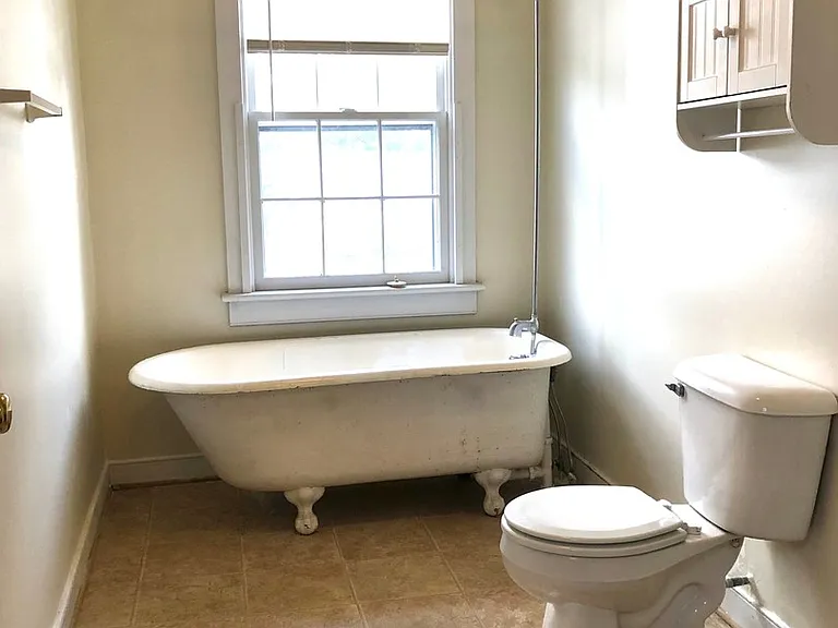 2617 E Clay St — Photo 7