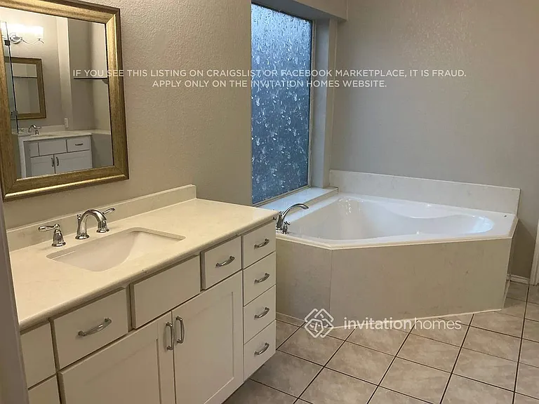 1270 Stanford Dr — Photo 15