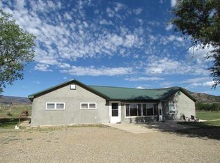 1018 W 18th St, Cimarron, NM 87714