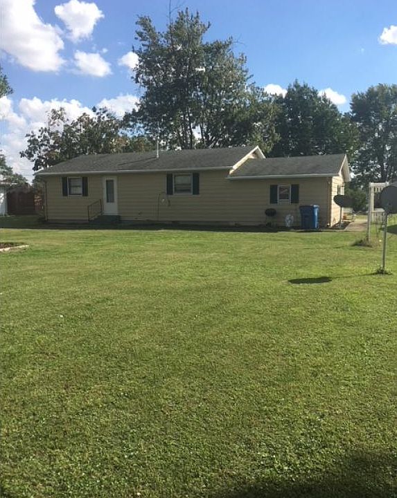 2nd image of 203 Orchard Dr