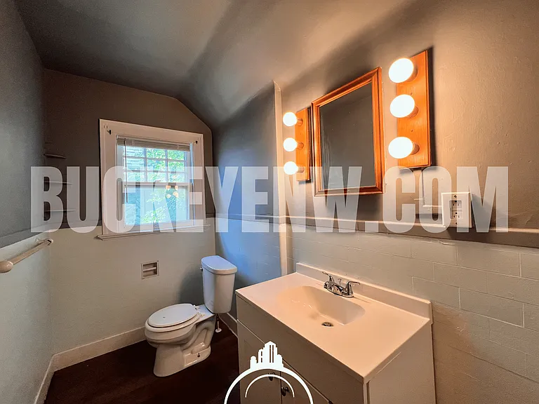 1308 Thatcher Dr — Photo 11