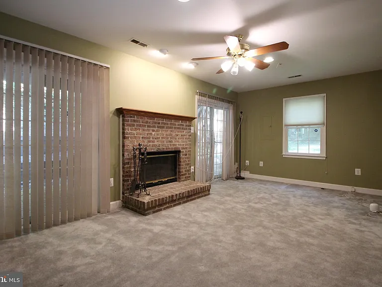 6032 Kelsey Ct — Photo 26