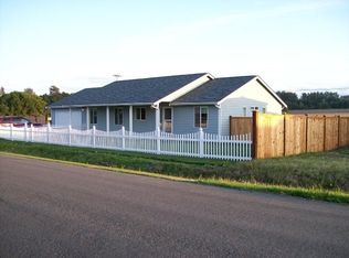 31 Mountain View Dr, Sequim, WA 98382