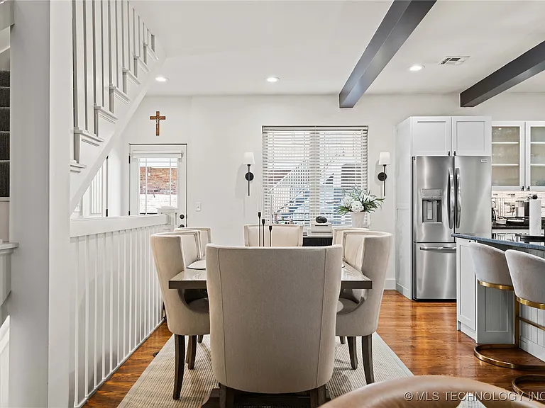 1407 S Saint Louis Ave #B — Photo 13