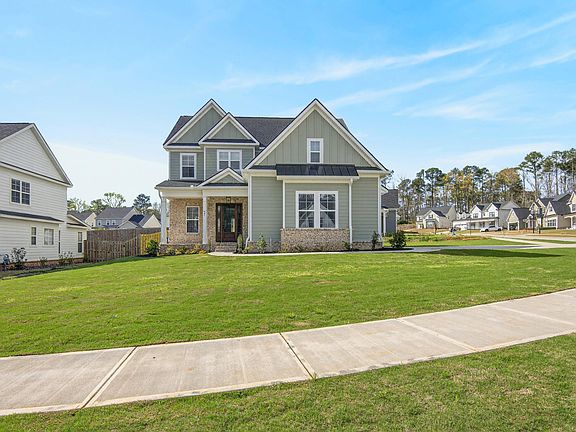 3rd image of 667 River Oaks Lane