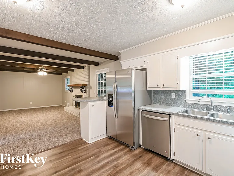 4353 Hale Pl — Photo 5