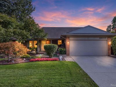 39031 Meeting House Ln, Livonia, MI, 48154