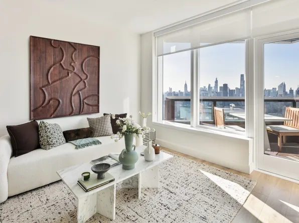 23-15 44th Road image 2 of 24