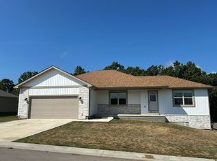 128 La Vista Dr, Waynesville, MO 65583
