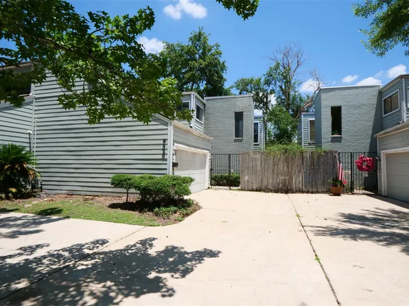 9526 Val Verde St, Houston, TX 77063