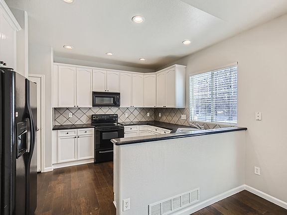 4th image of 4633 Lucca Dr
