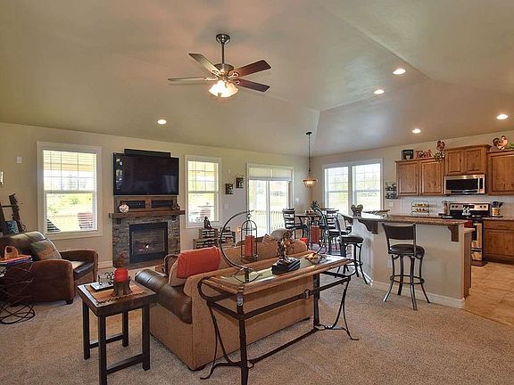 5th image of 1709 W Cinibar Ln