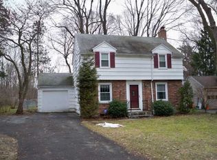 44 Landing Rd S, Rochester, NY 14610