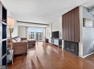 60 S Van Dorn St APT 519, Alexandria, VA 22304