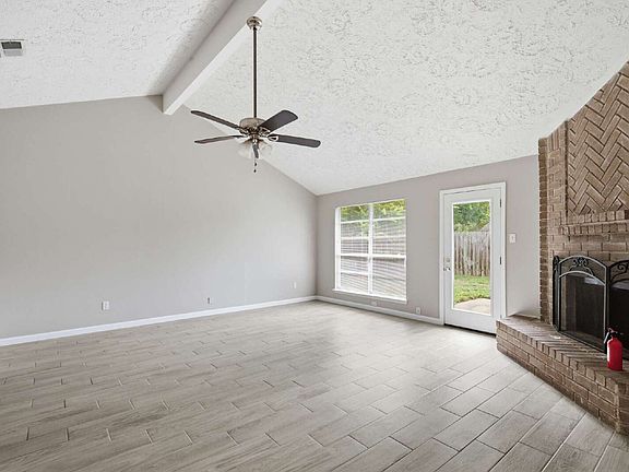 5th image of 3611 Macon Place Ct