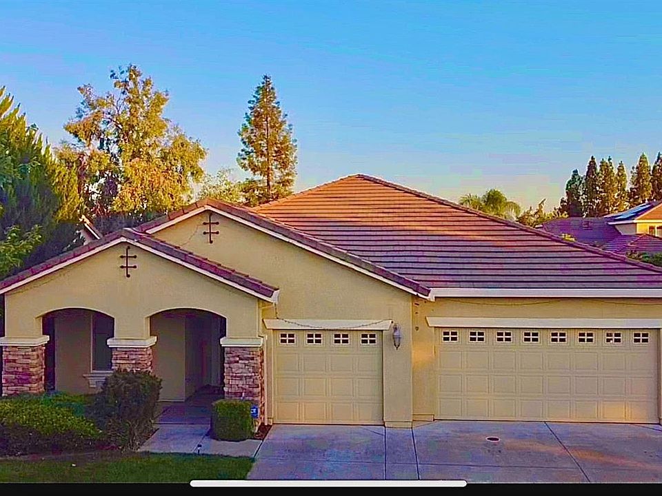 2nd image of 3378 John Fremont Way