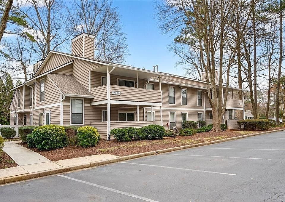 1st image of 204 Wynnes Ridge Cir SE