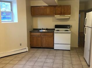 279 Harvard St #B, Cambridge, MA 02139