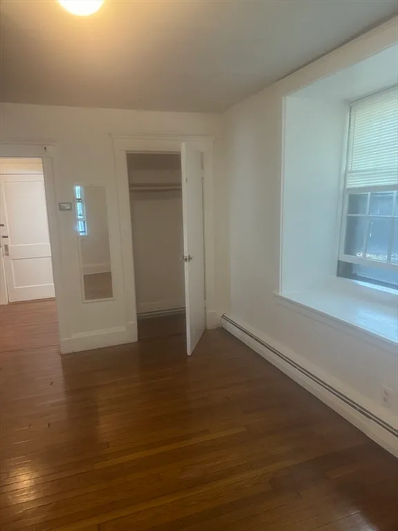 1 bed, 1.0 bath, 350 sqft, $1,750 — Photo 4