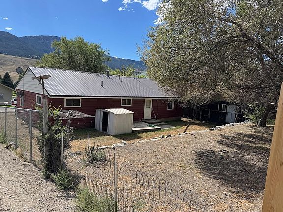4th image of 104 Travertine St