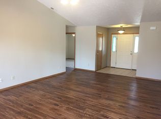 653 Walnut Ridge St, Centerton, AR 72719